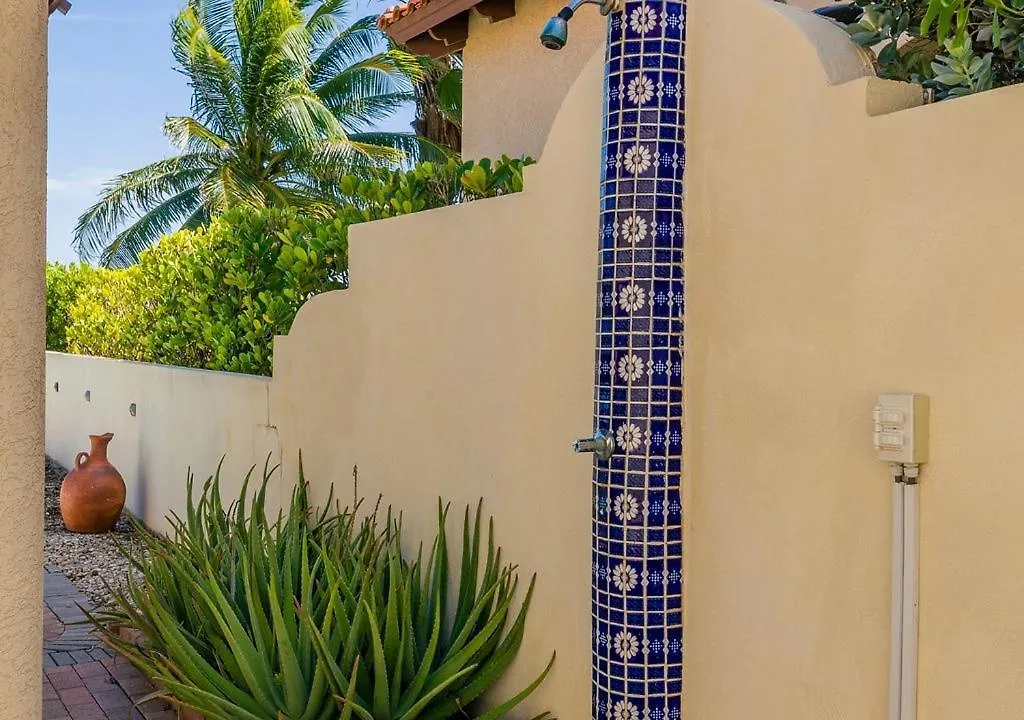 Villa 21 Caya Bista Lamar Palm Beach