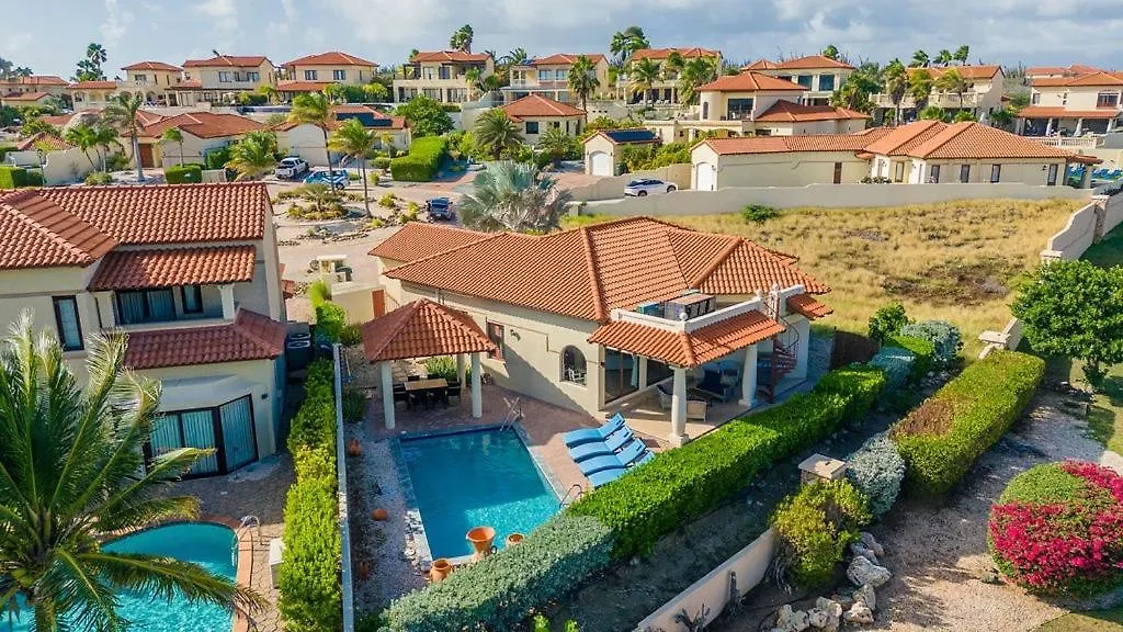 Villa 21 Caya Bista Lamar Palm Beach